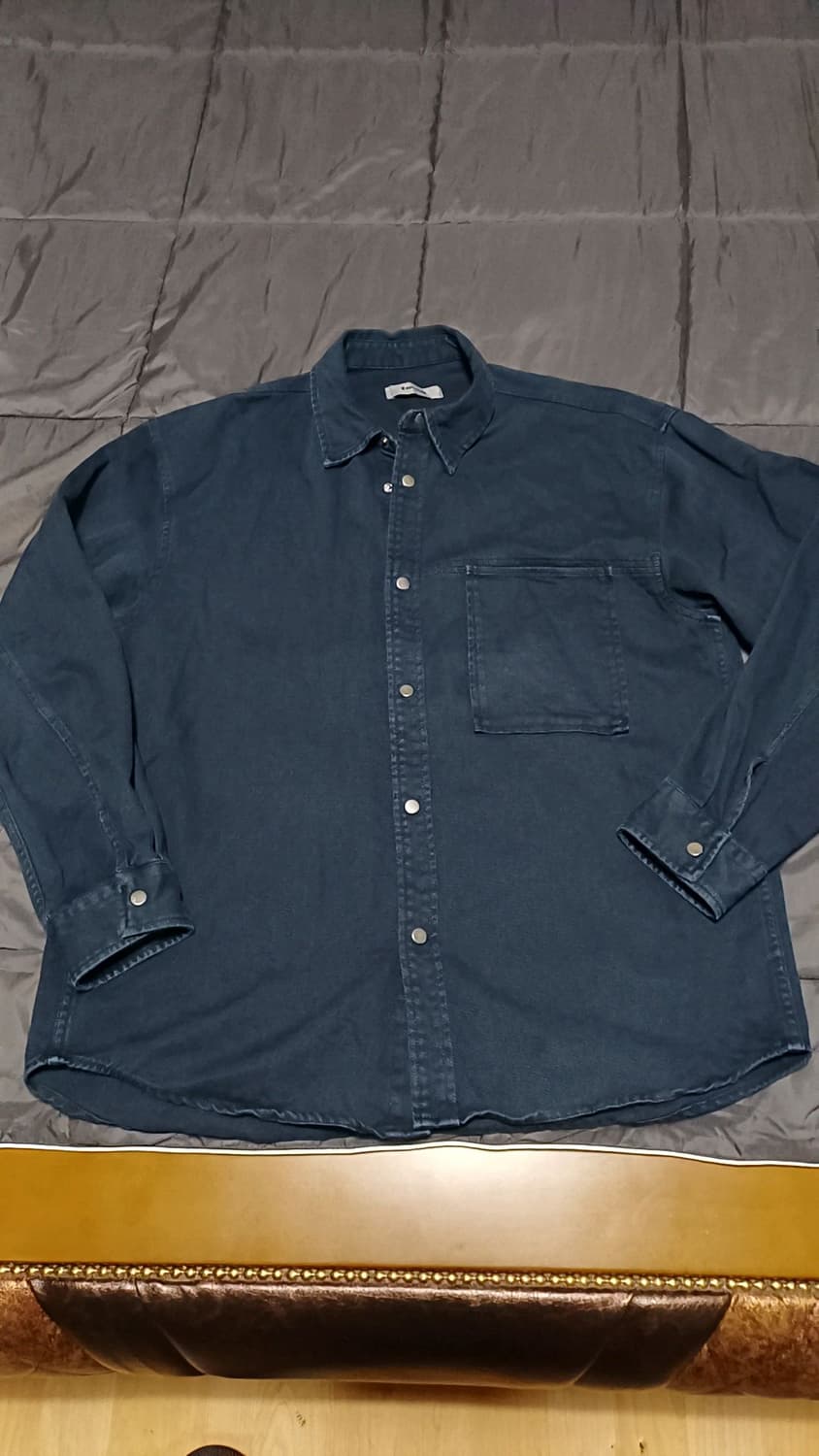 에잇세컨즈 두꺼운남방 105 가슴63 기장79 상품이미지1