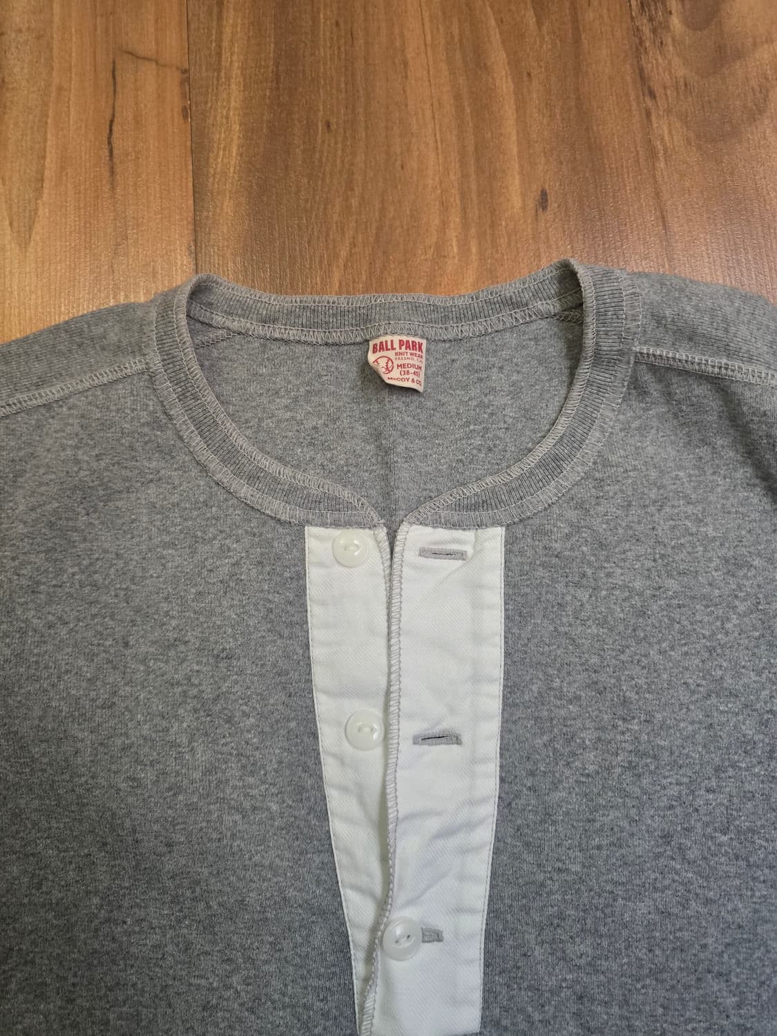 리얼맥코이 반팔면티 판매합니다 상품이미지2