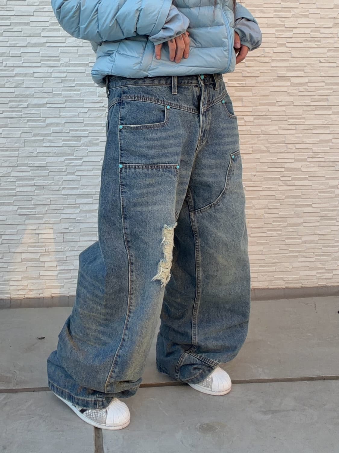 [unisex] 더스티 워싱 데미지 더블니 와이드 데님 pts 상품이미지7