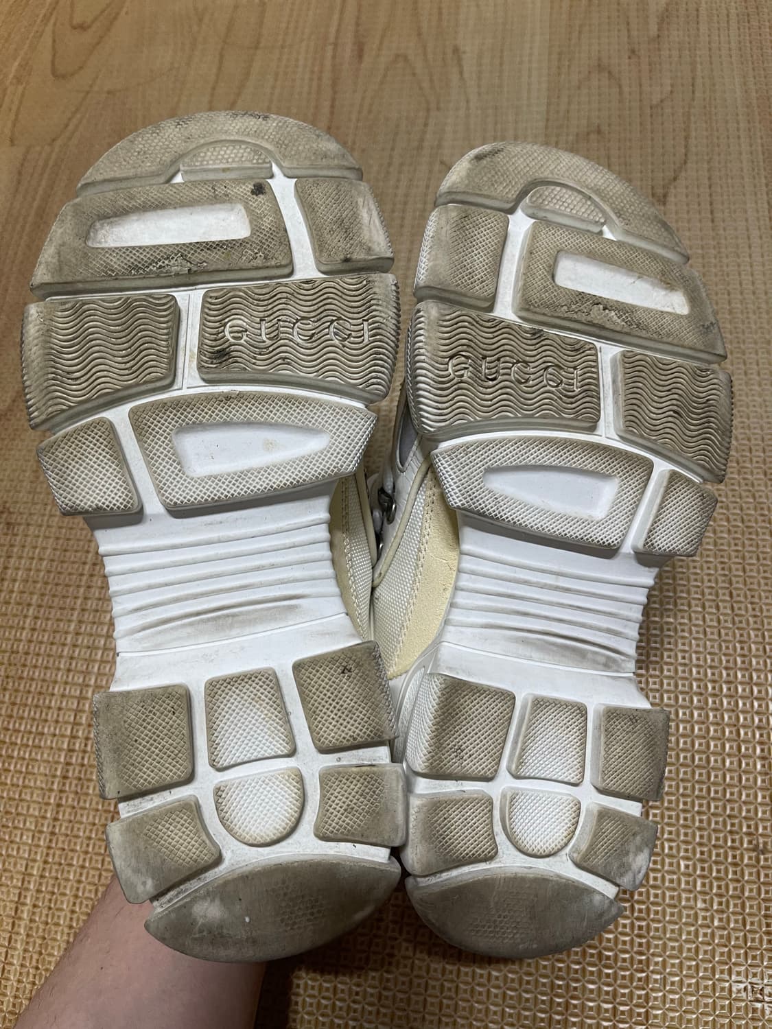 37 구찌 플래시트랙 아이보리 상품이미지7