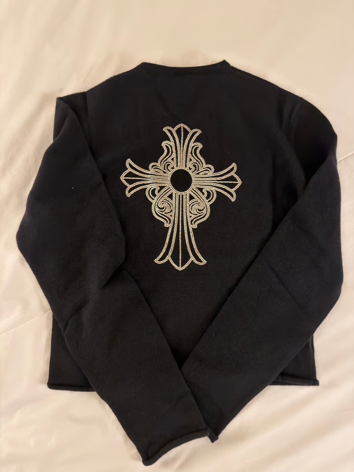 크롬하츠 캐시미어 크로스 비즈 자수 브이넥 니트 상품이미지2