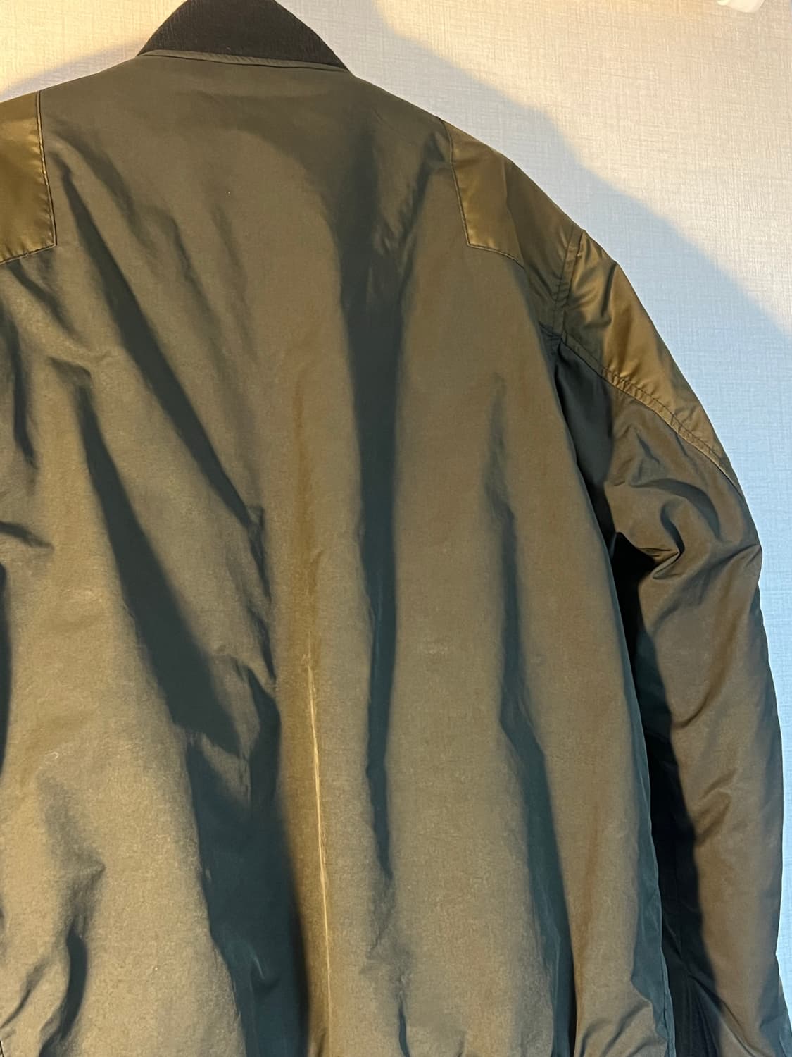 AVIREX U.S. NAVY 항공점퍼 카키 상품이미지3