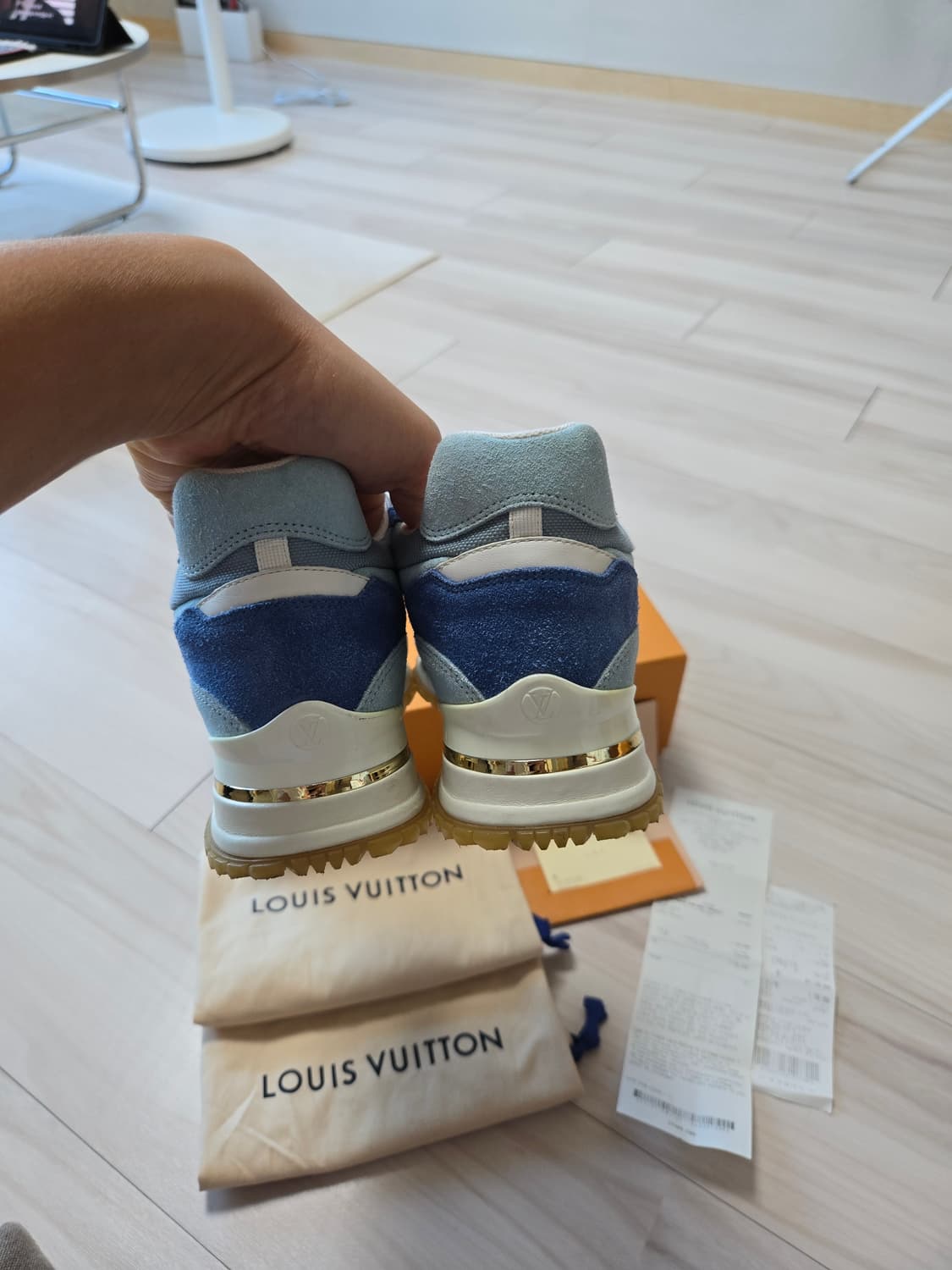 루이비통 런어웨이 블루 37 상품이미지9