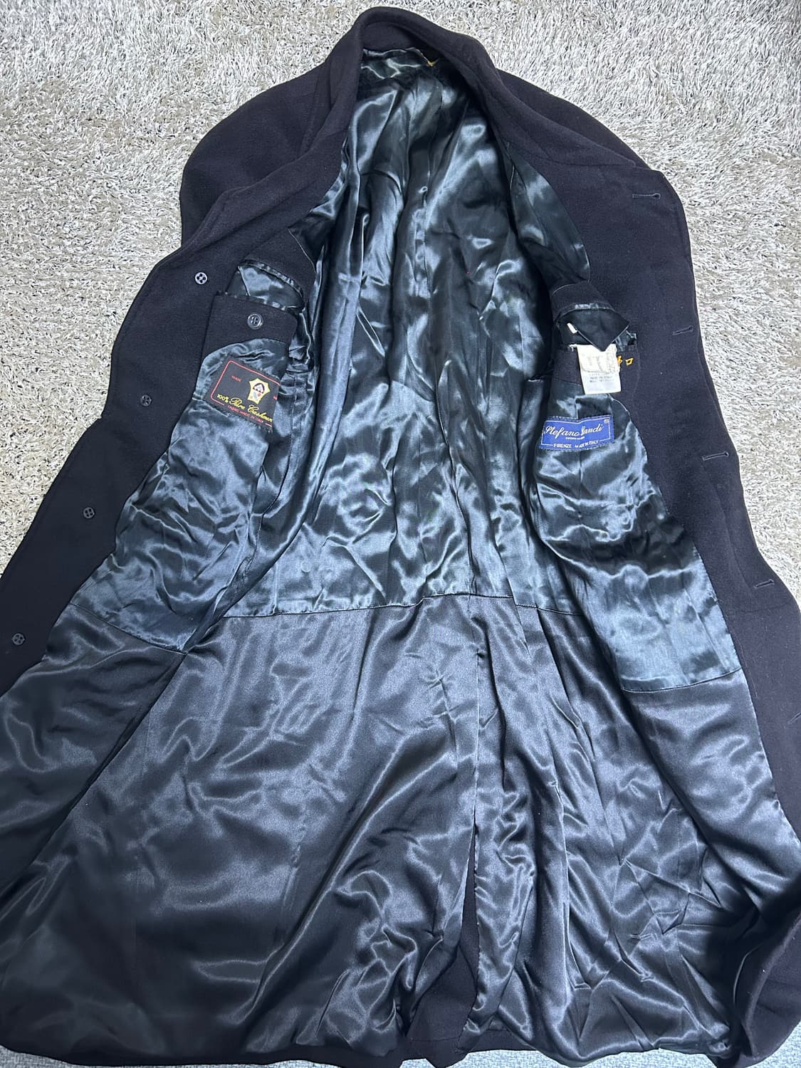 이태리제 캐시미어100프로 검정색 코트 사이즈 105~110 상품이미지7