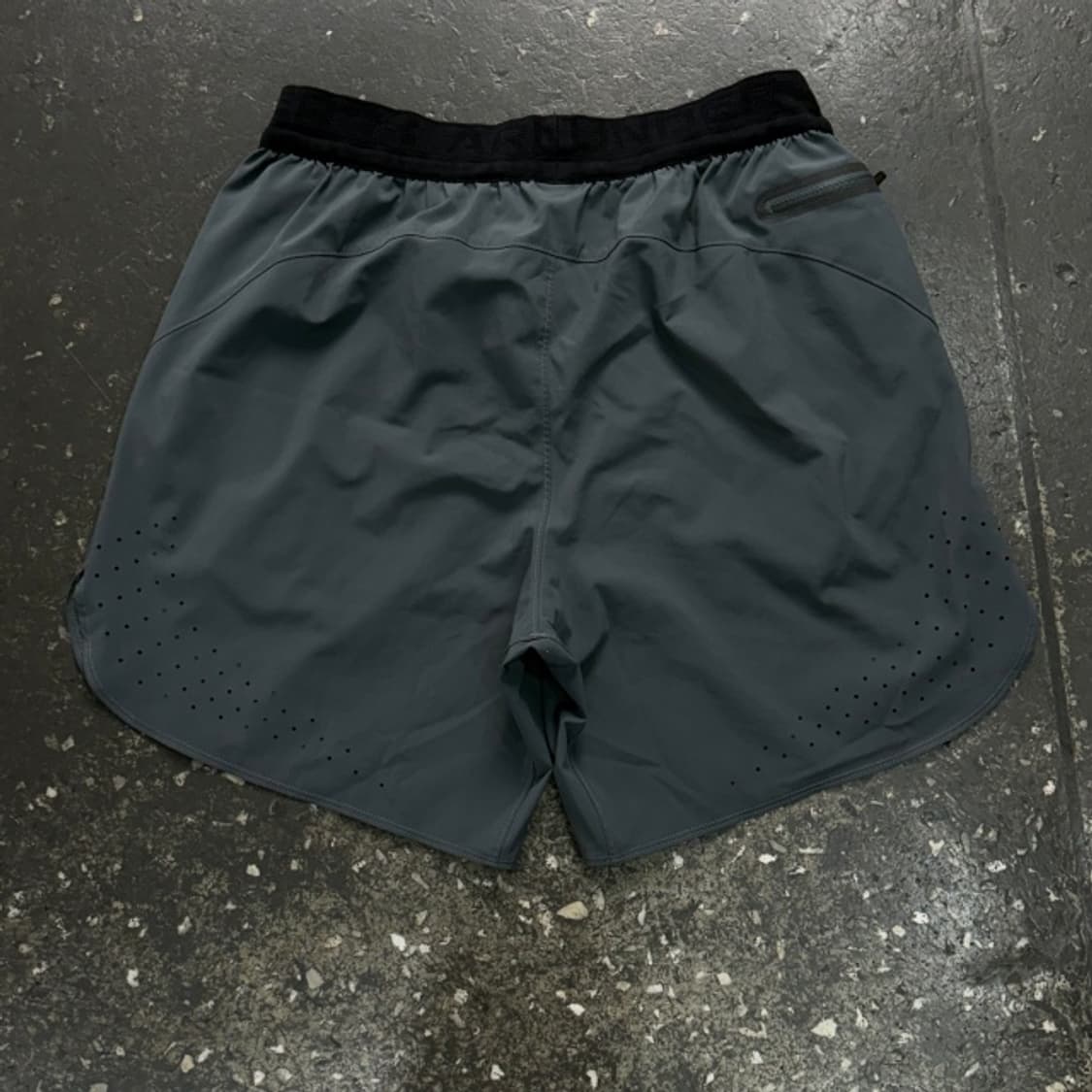 105 언더아머 런닝 반바지 상품이미지5