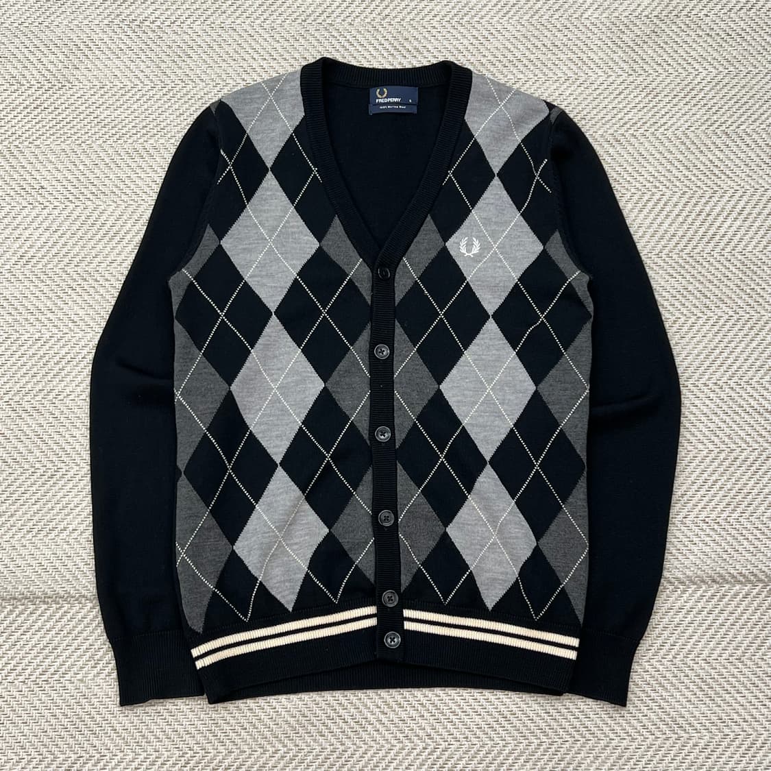 프레드페리 아가일 니트가디건 r3037 상품이미지1