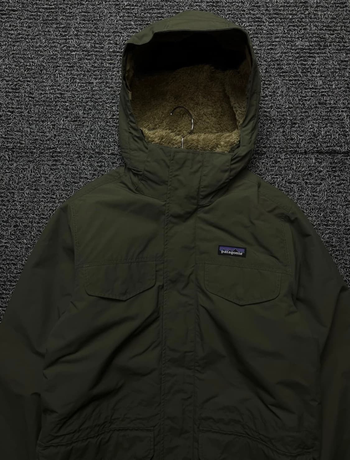 파타고니아 이스머스 유틸리티 양털 파카 올리브 상품이미지3
