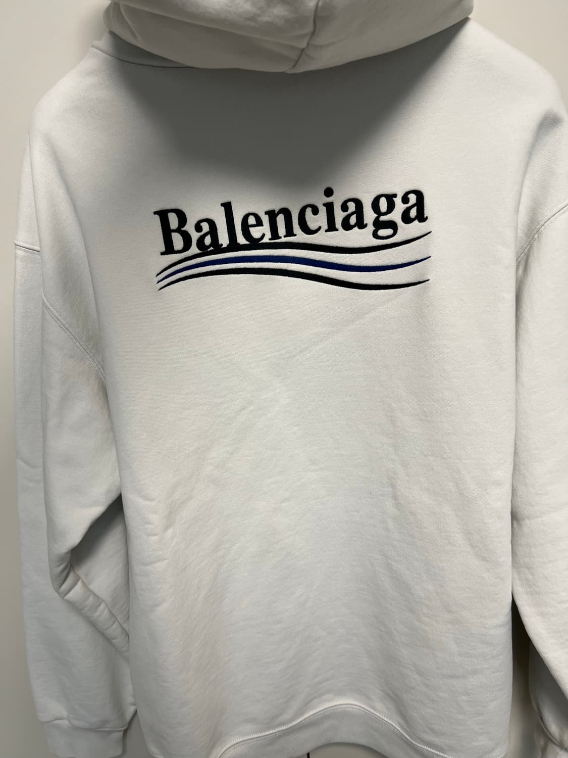 발렌시아가 자수 후드티 상품이미지3