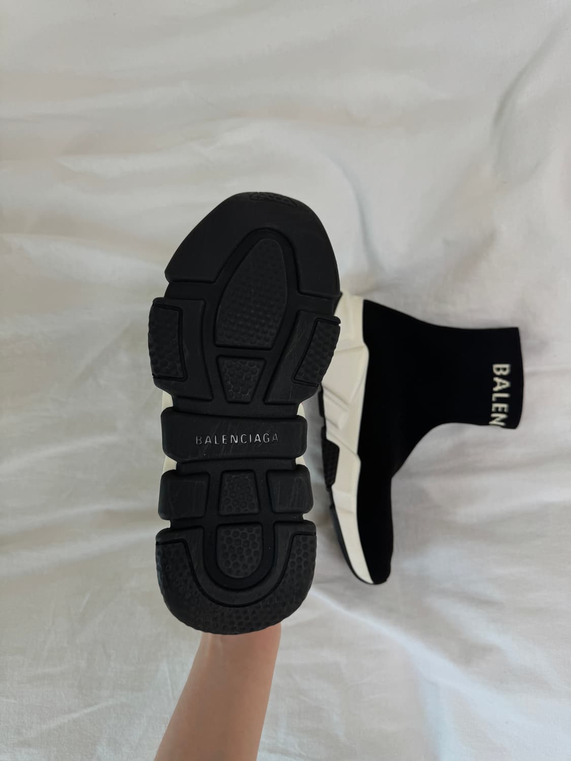 발렌시아가) 스피드러너 블랙 화이트 상품이미지5