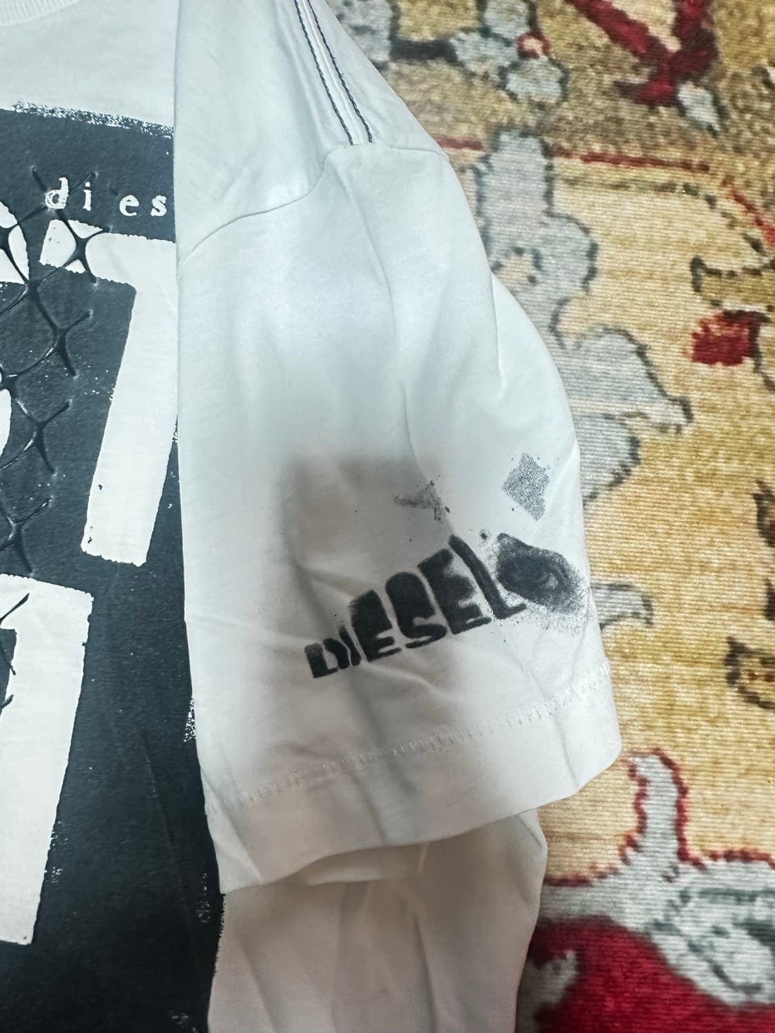 디젤 LOST FOR LIFE 화이트 프린팅 티셔츠 상품이미지2