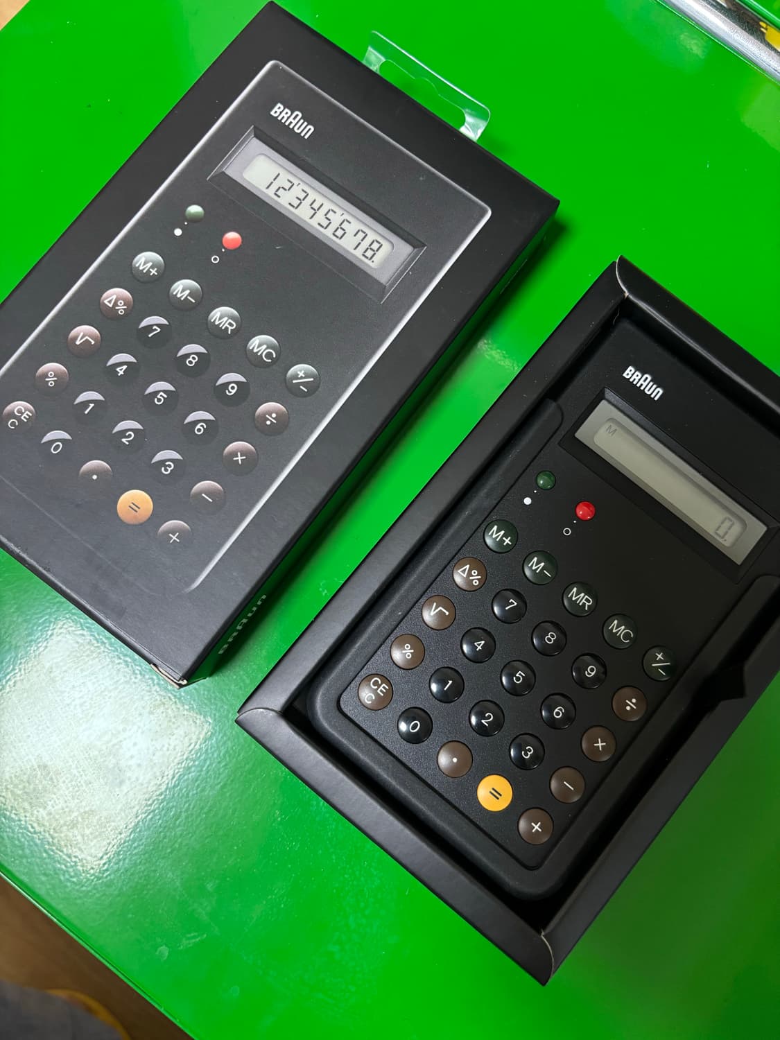 브라운 Braun 계산기 / 독일 베를린 구매  상품이미지1