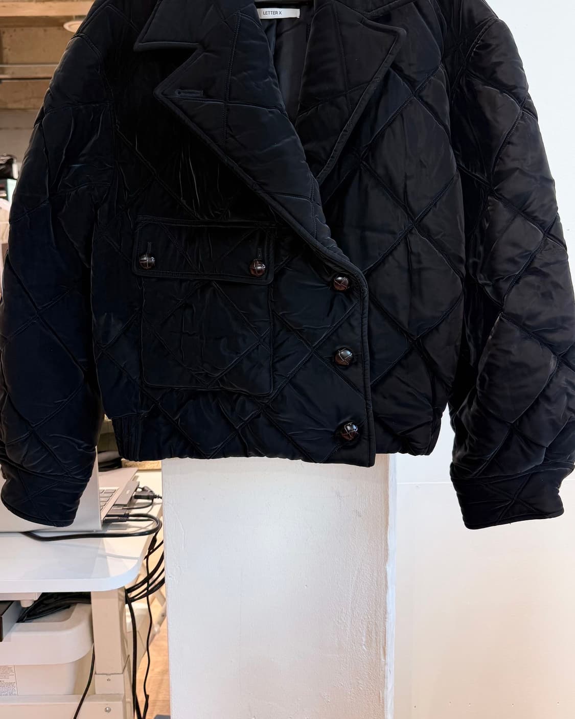 잉크 블랙 XO 싱글 포켓 퀼팅 자켓  상품이미지6