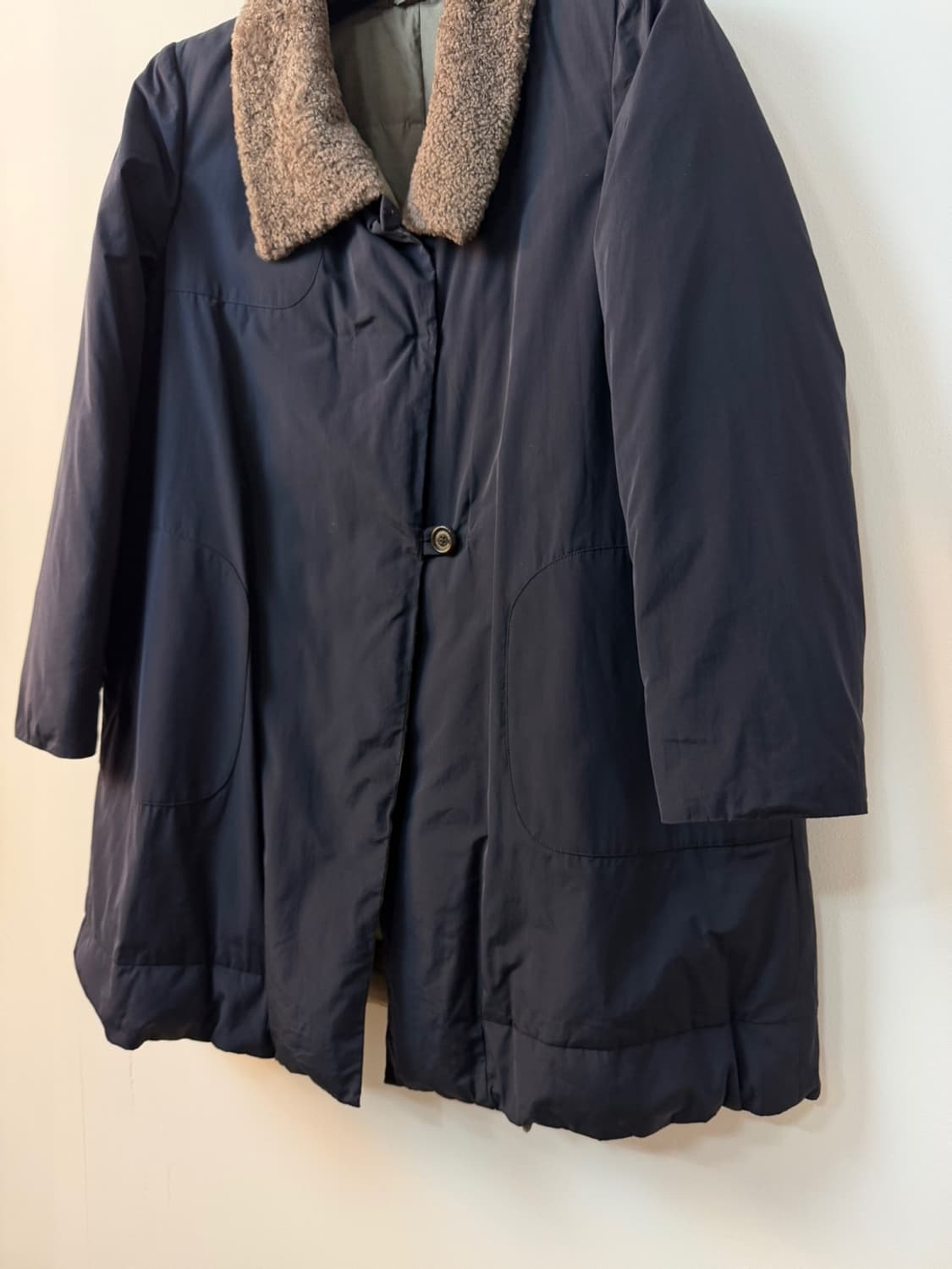 브루넬로 쿠치넬리 퍼 카라 패디드 자켓 상품이미지4