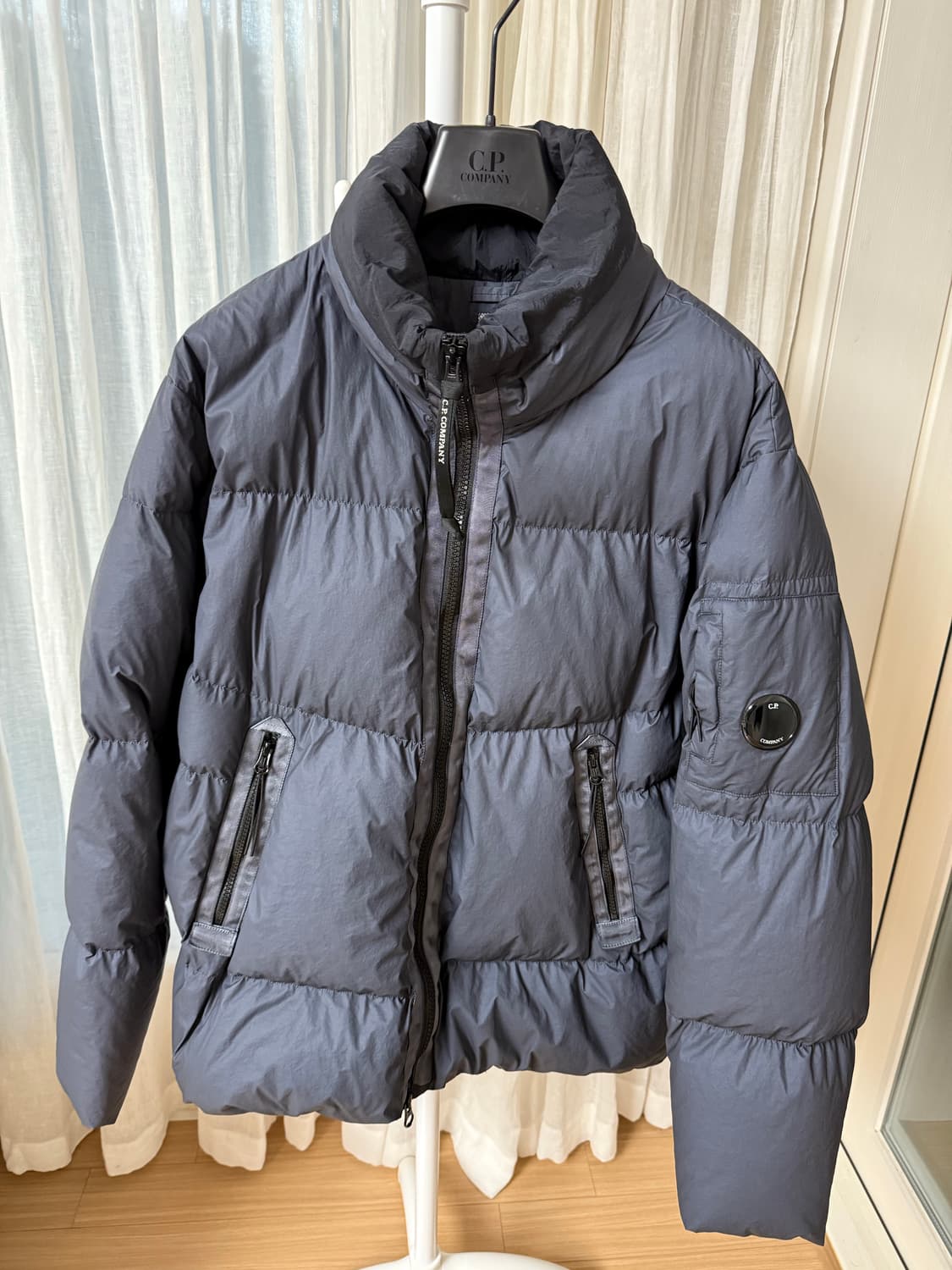 Cp컴퍼니 bi 패딩 xl사이즈 상품이미지2