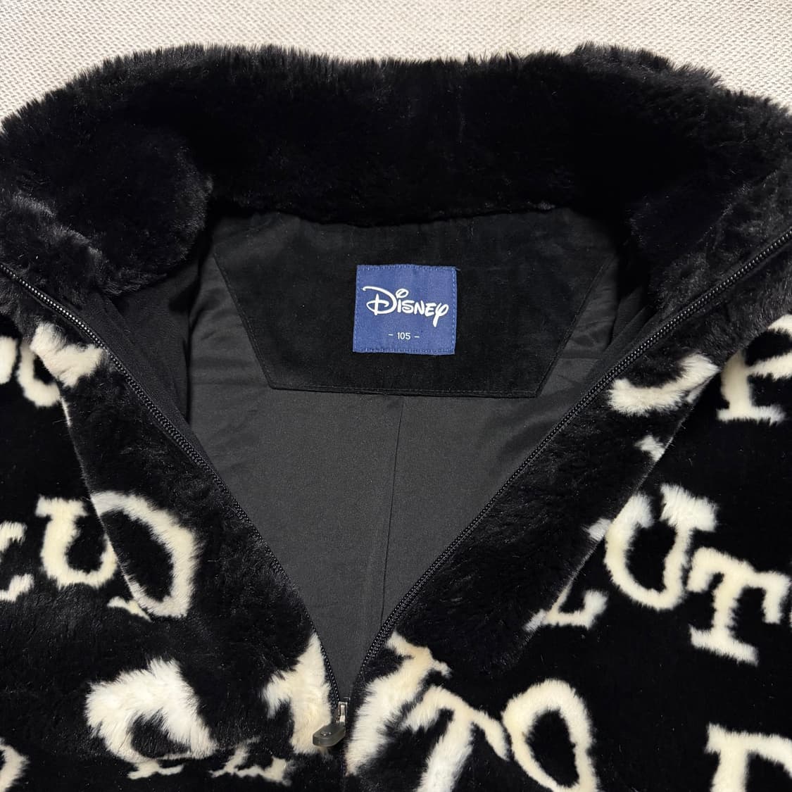 디즈니 플루토 레터링 퍼 자켓 상품이미지2