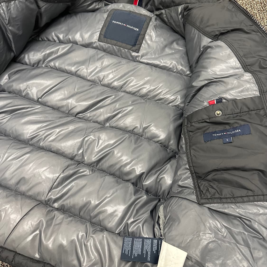타미힐피거 구스다운 패딩 블랙 S 상품이미지9