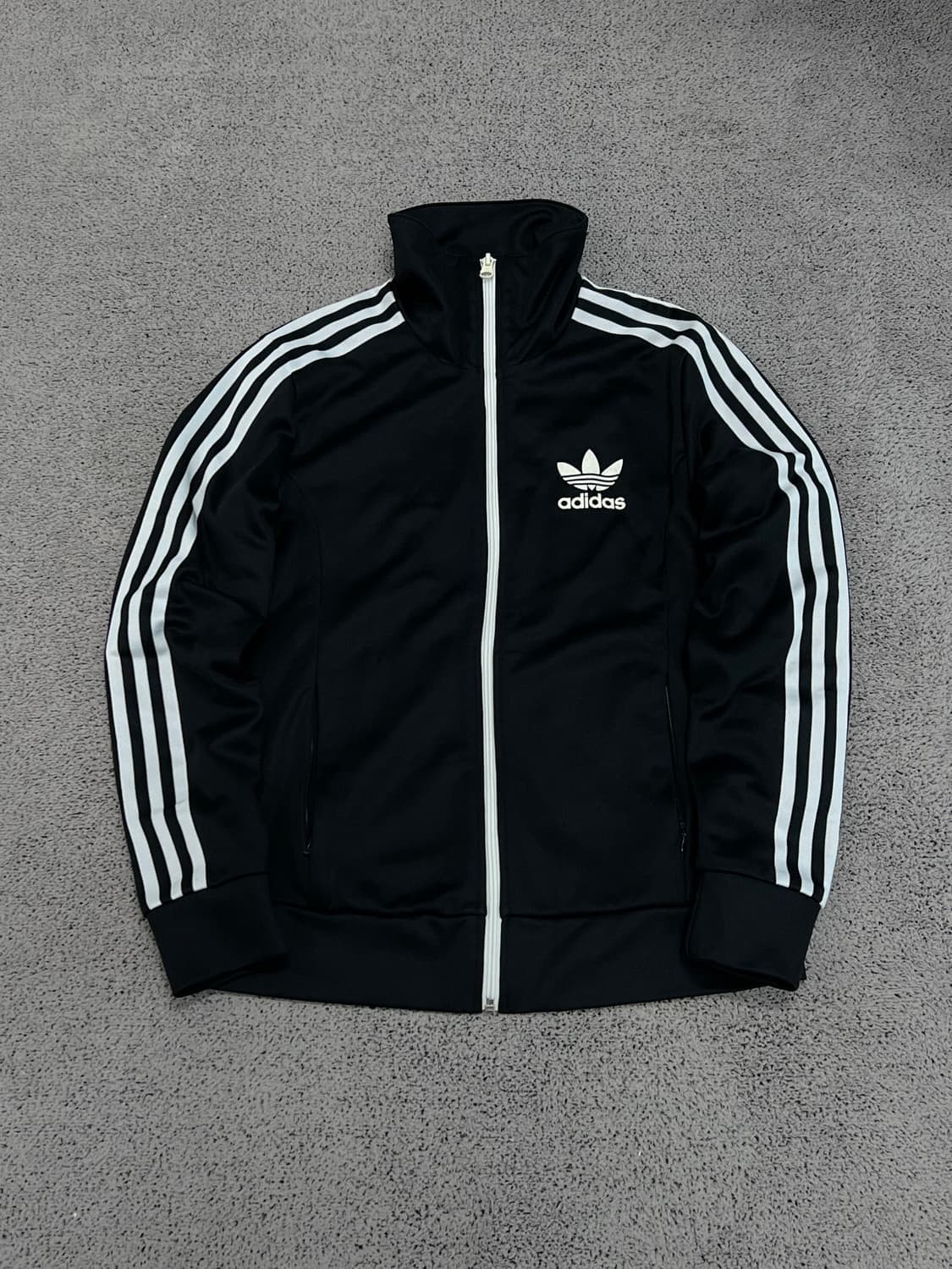 (100) 아디다스 우먼스 유로파 트랙탑 져지 블랙 상품이미지1