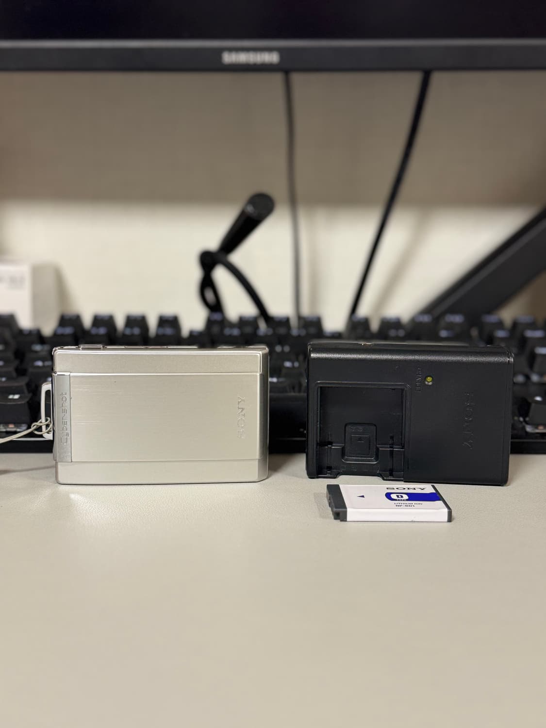 📸 소니 사이버샷 DSC-T300 실버(상태매우좋음) 상품이미지2