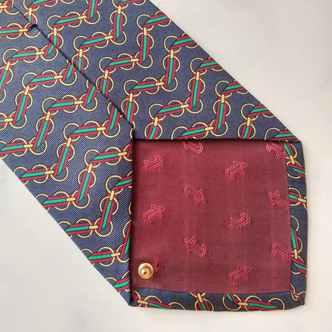 아테스토니 실크 네이비 체인 패턴 넥타이 9.5cm A+등급 k1913
 상품이미지8