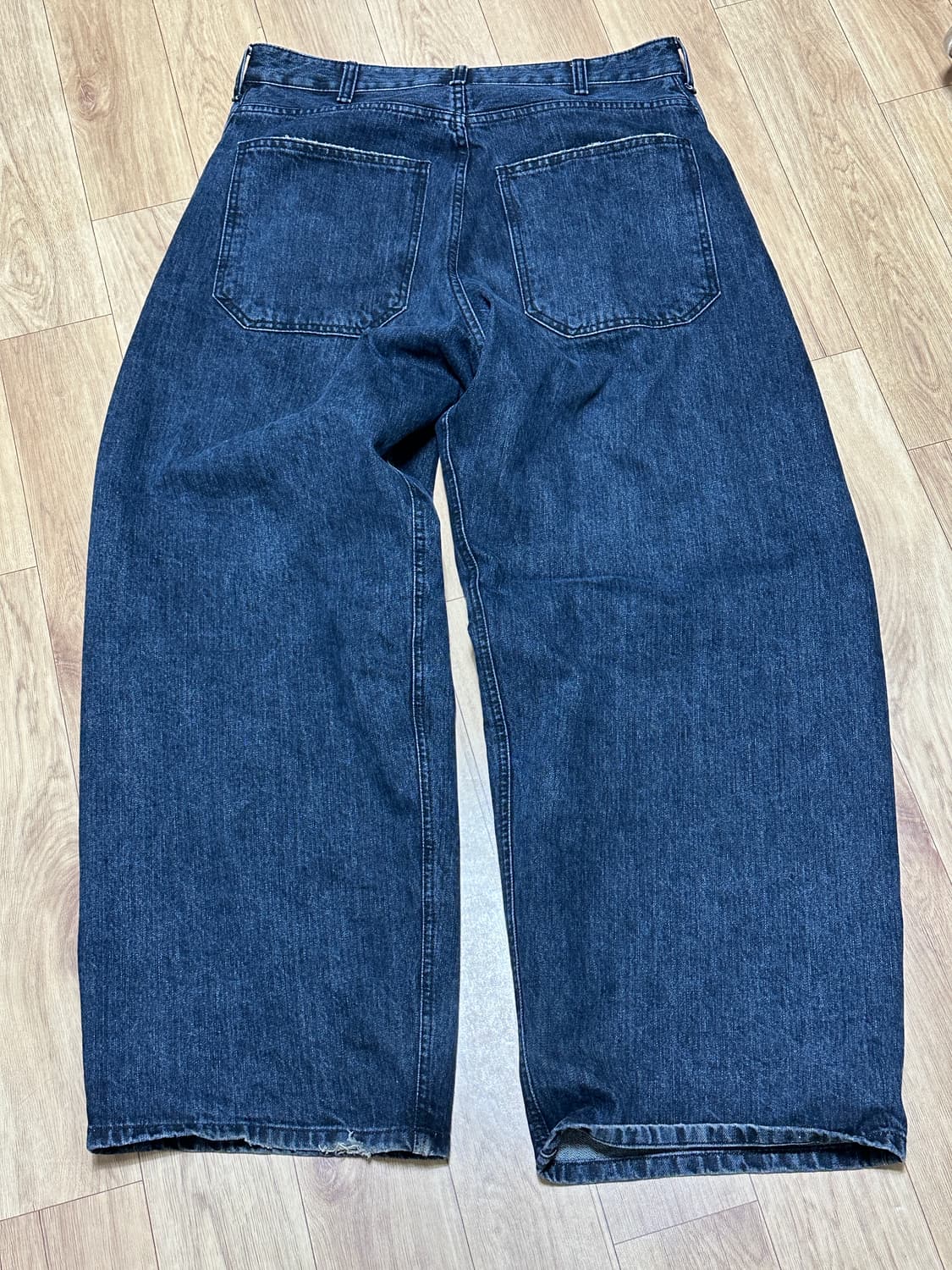 해칭룸 와이드 커브진 다크블루 4 상품이미지5