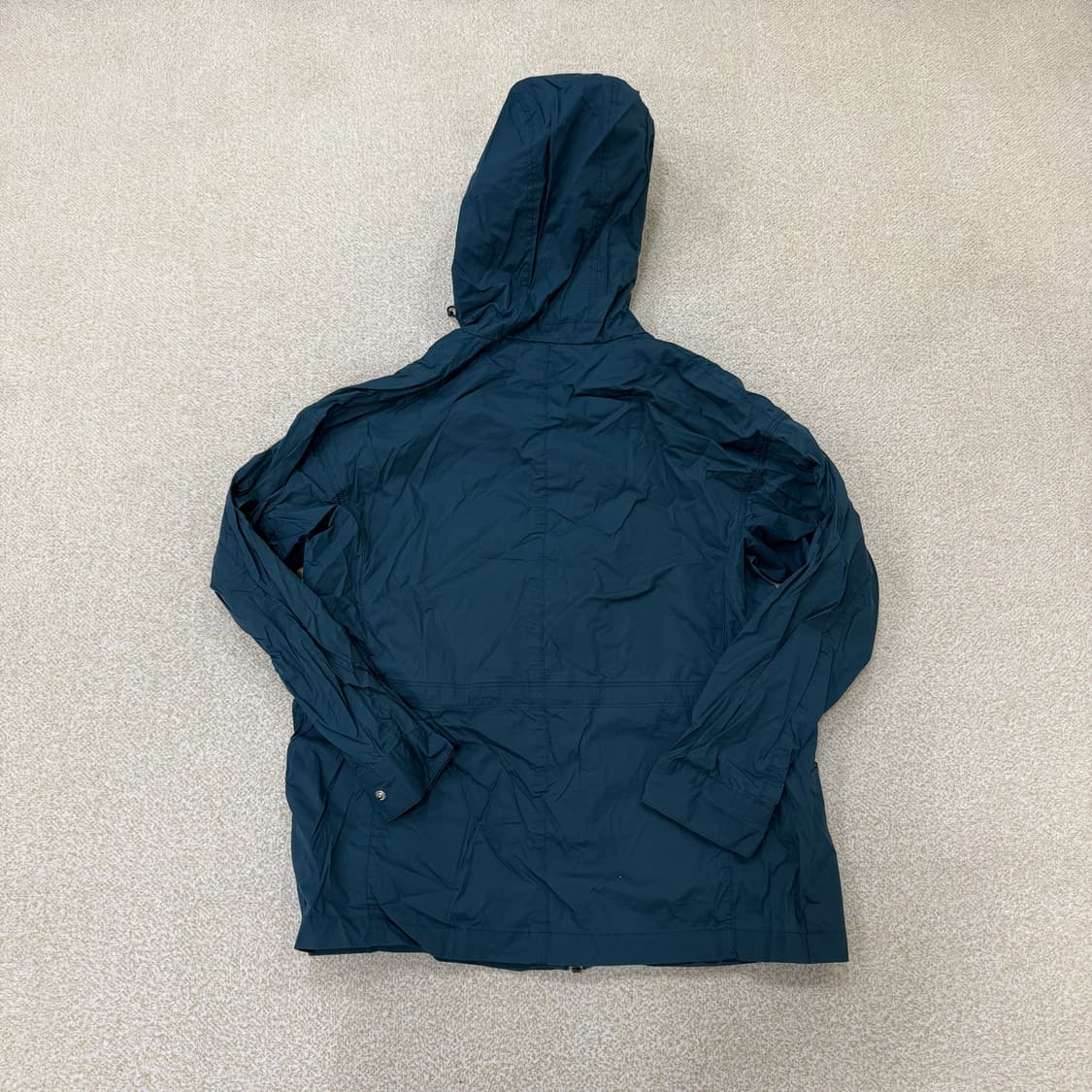 34 라코스테 여성 경량 후드 바람막이 0130T1 상품이미지2