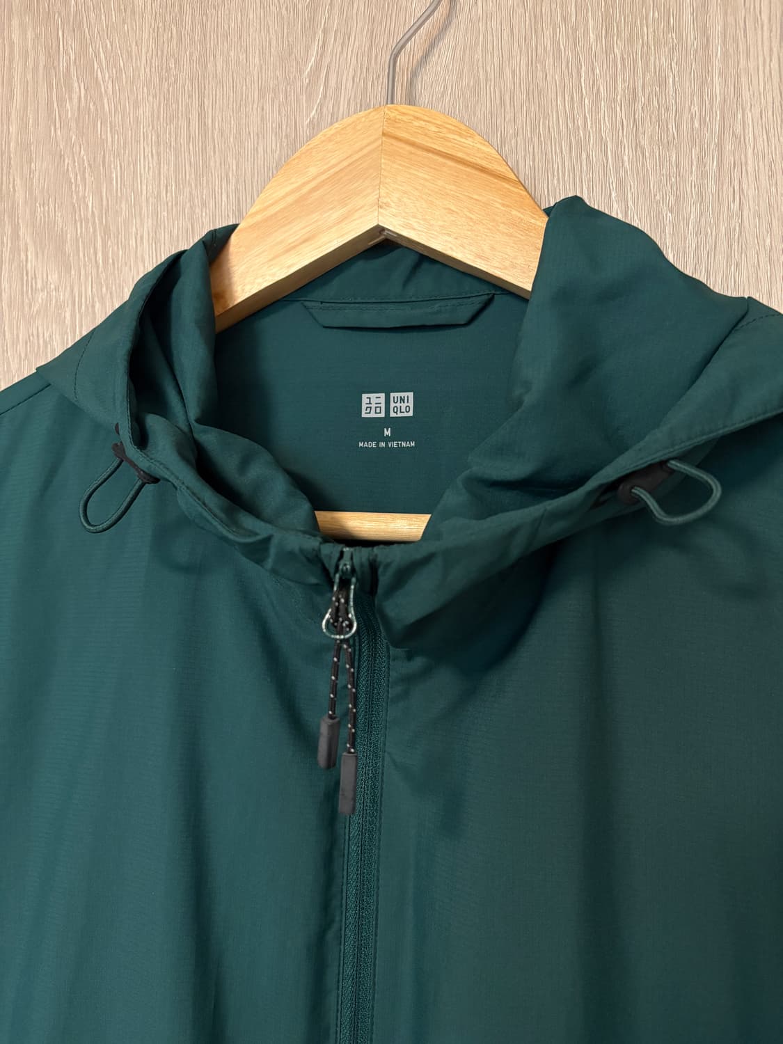 유니클로 uv 포켓터블 파카 그린 m 상품이미지2