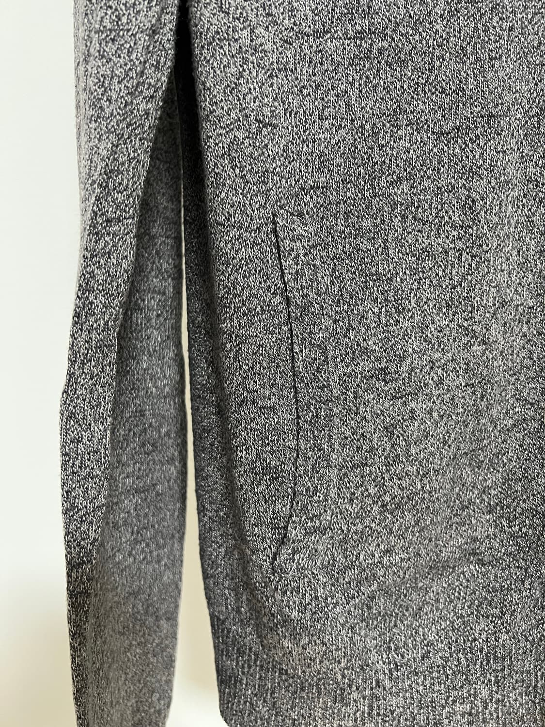HELMUT LANG gray cardigan 상품이미지3