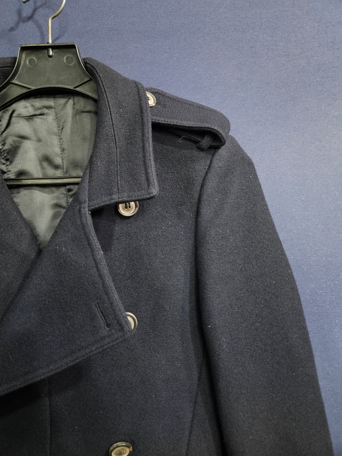 솔리드옴므 우영미 네이비컬러 남성 슬림핏 95 더블 반코트  상품이미지4