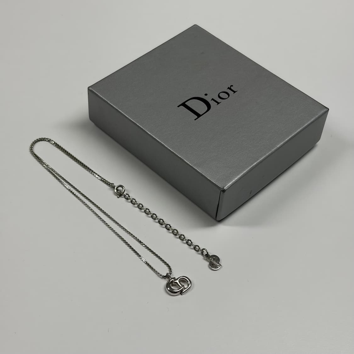 디올 미니 CD 목걸이 상품이미지9