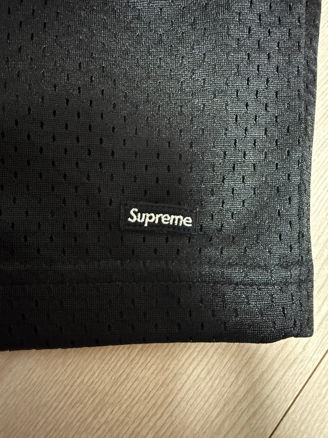 슈프림 스몰 박스 배기 메쉬 쇼츠 블랙 - 25SS XL사이즈 상품이미지2