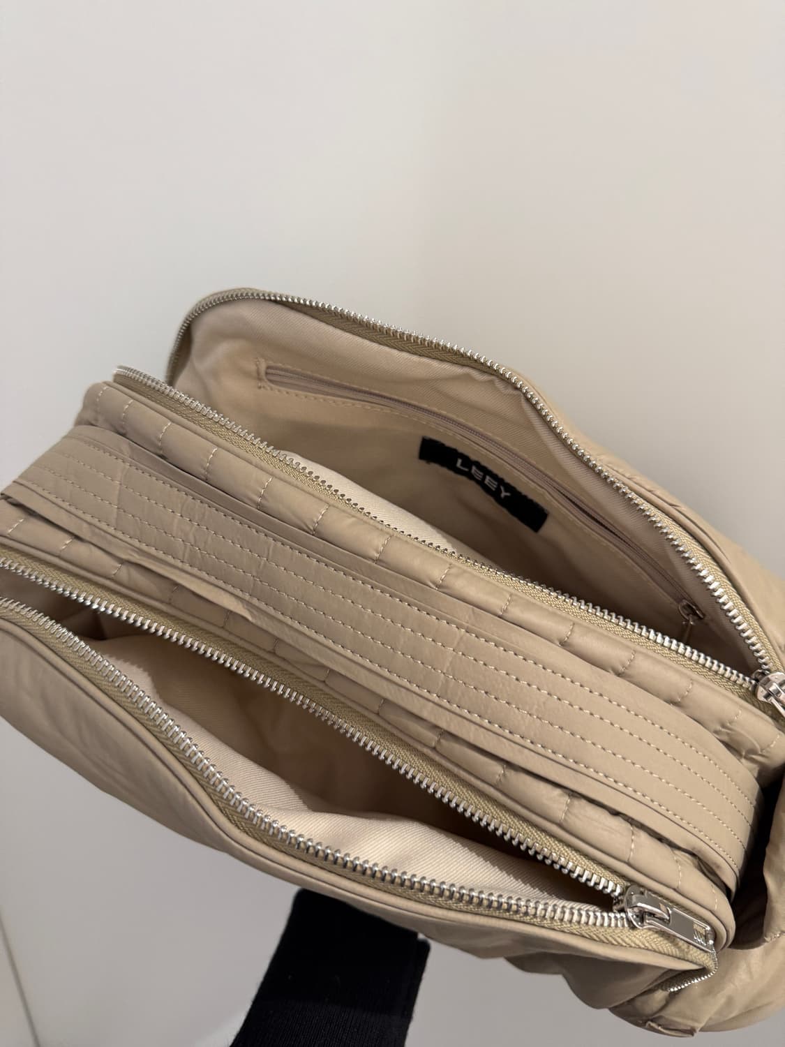 LEEY 패딩백 상품이미지2