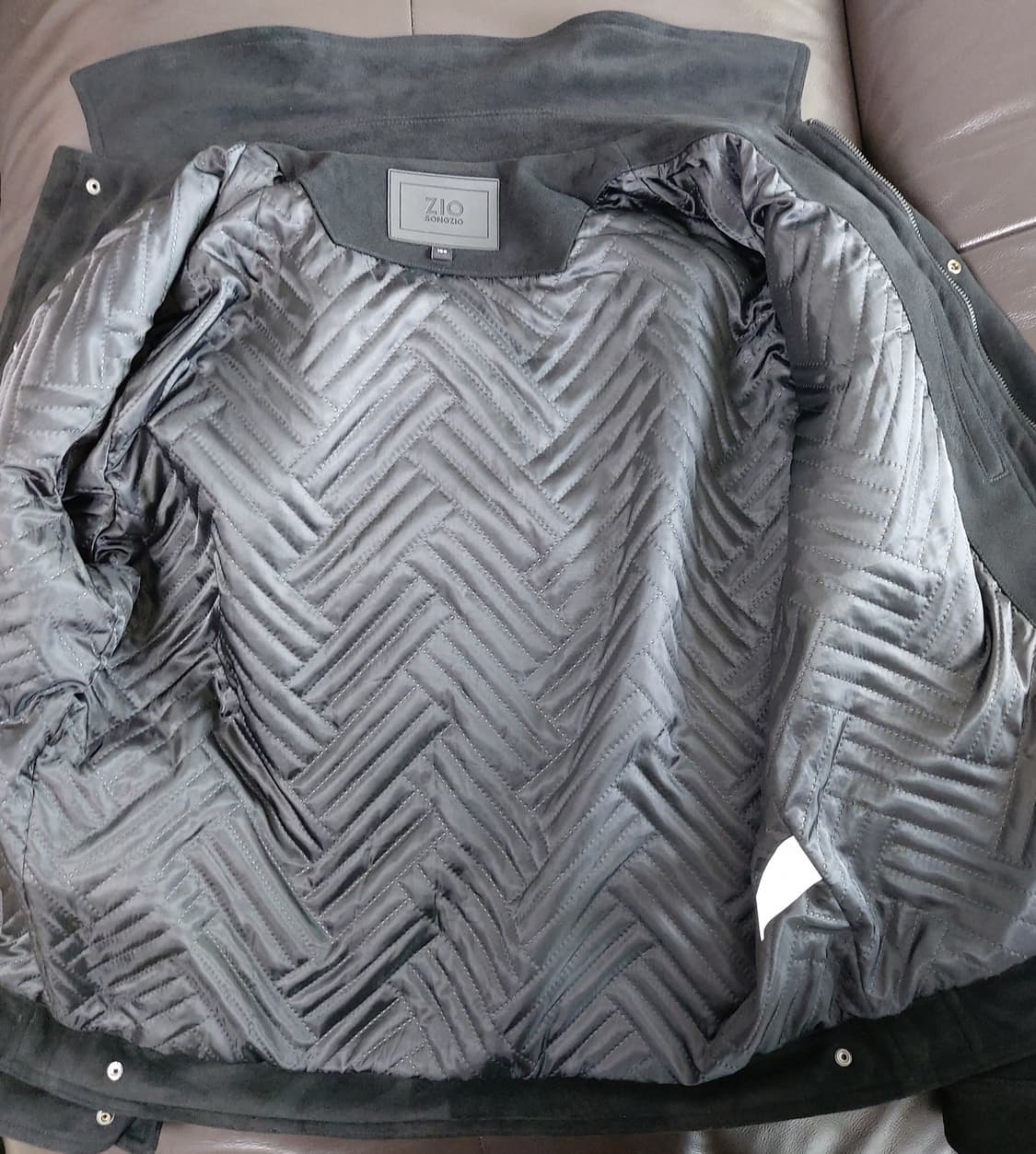 지오송지오 블랙 스웨이드 페이크 트러커 자켓(100)

 상품이미지4