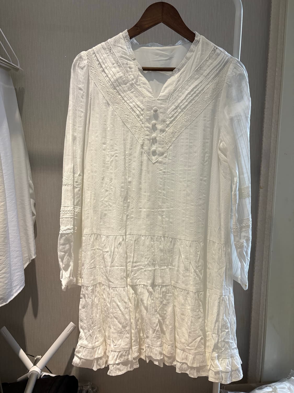 아일렛 코튼 원피스 상품이미지1