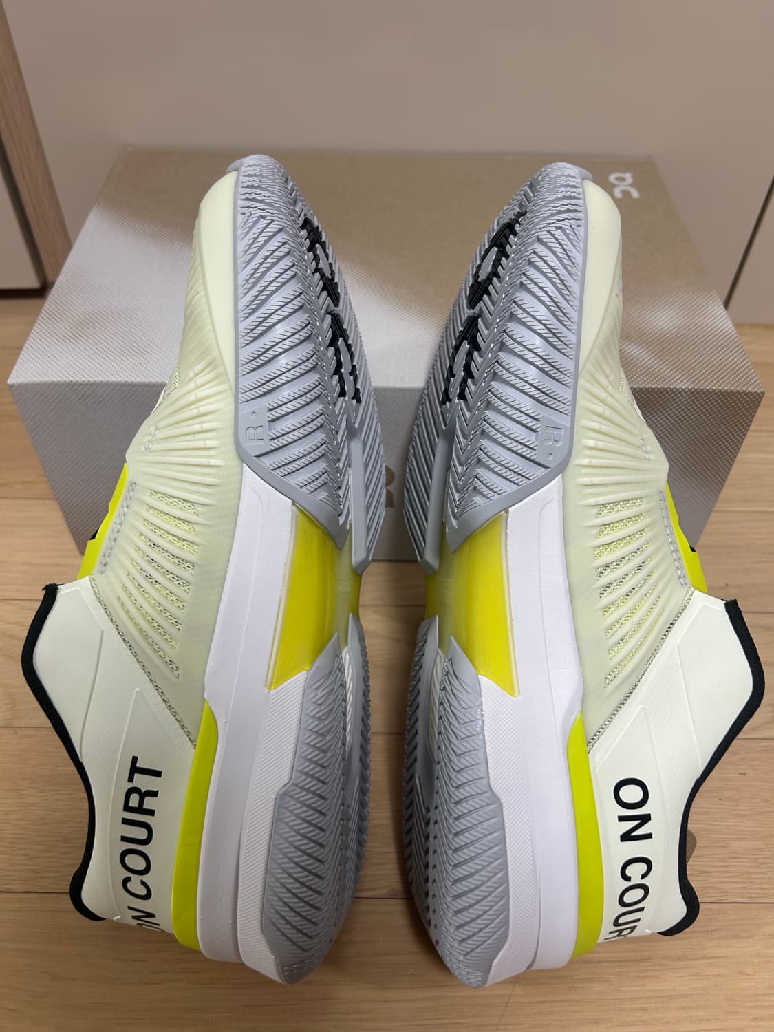 [테니스화 새상품] THE ROGER pro fire 280mm  상품이미지3