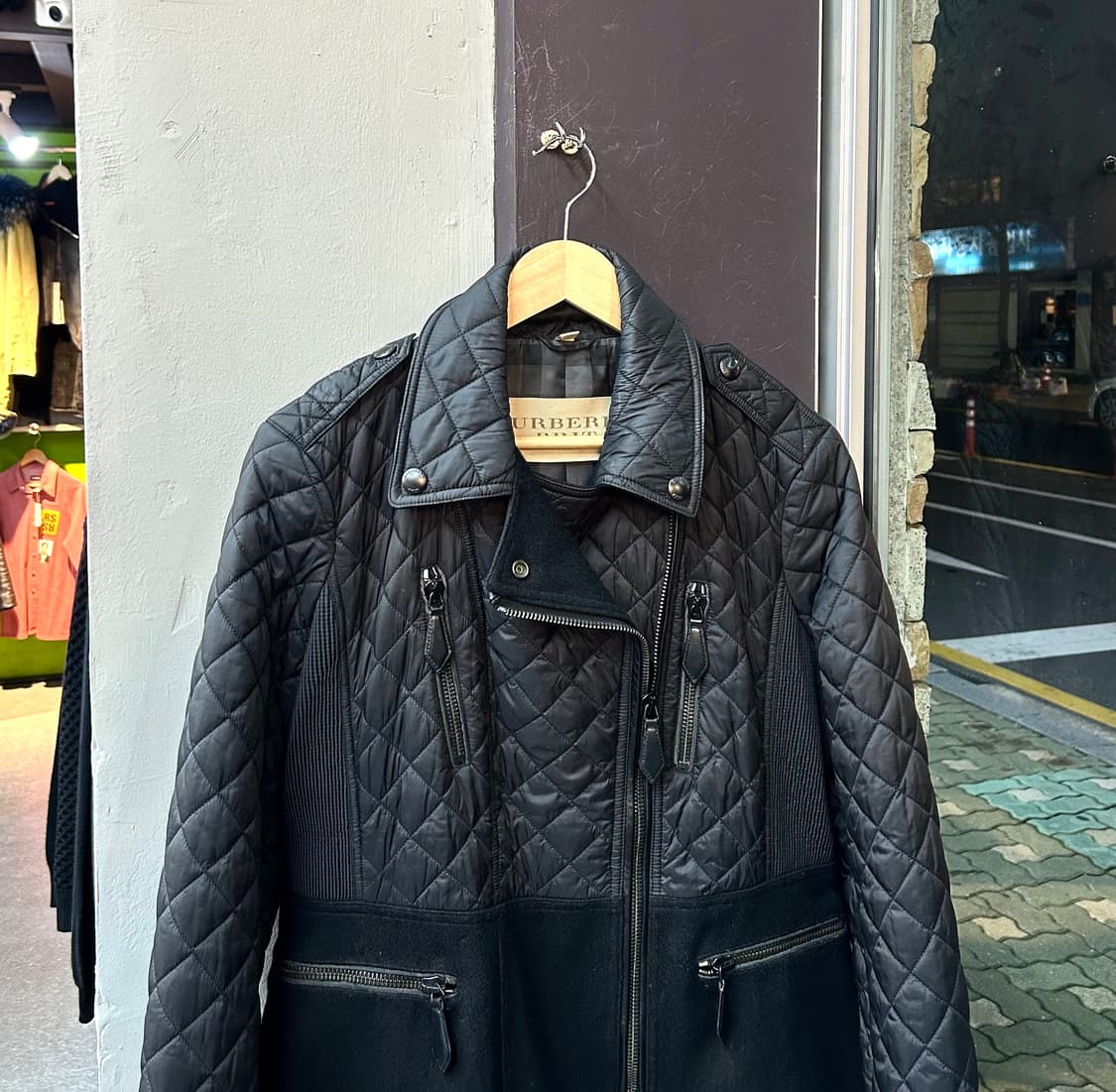 L/ 버버리 퀄팅 레더라이닝 패딩 자켓 상품이미지3