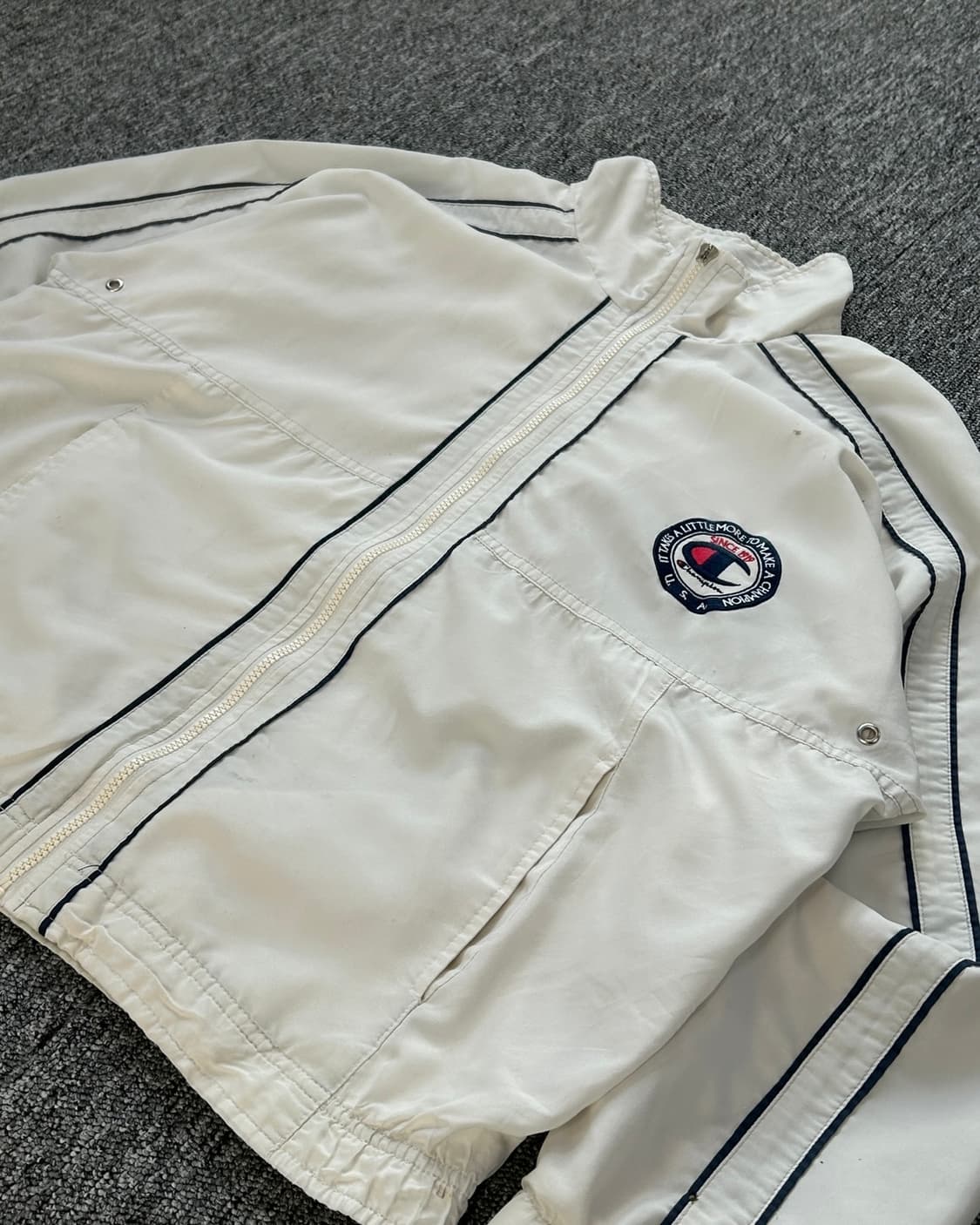 챔피온 올드스쿨 아이보리 바람막이 자켓  상품이미지3