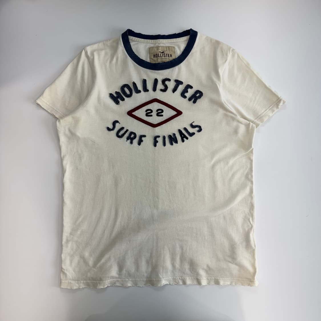 Hollister 홀리스터 네이비 로고 아이보리 반팔 상품이미지3