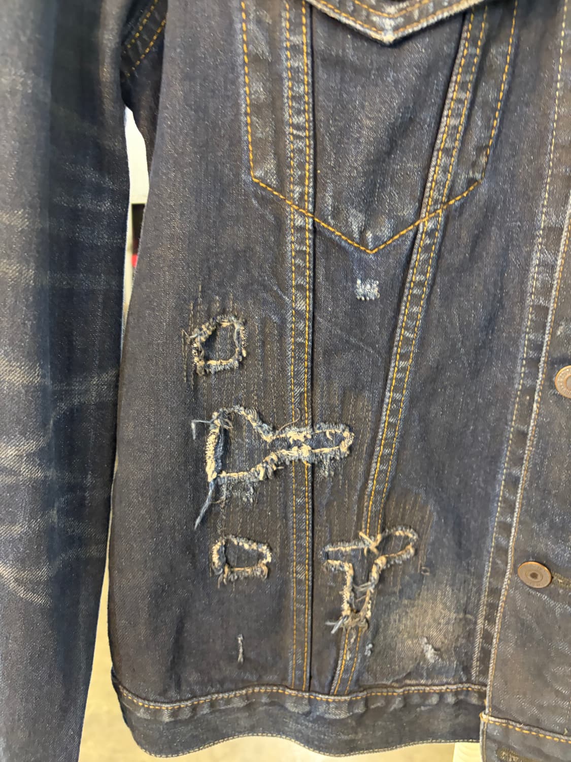 Levi's destoryed denim jacket L 상품이미지3