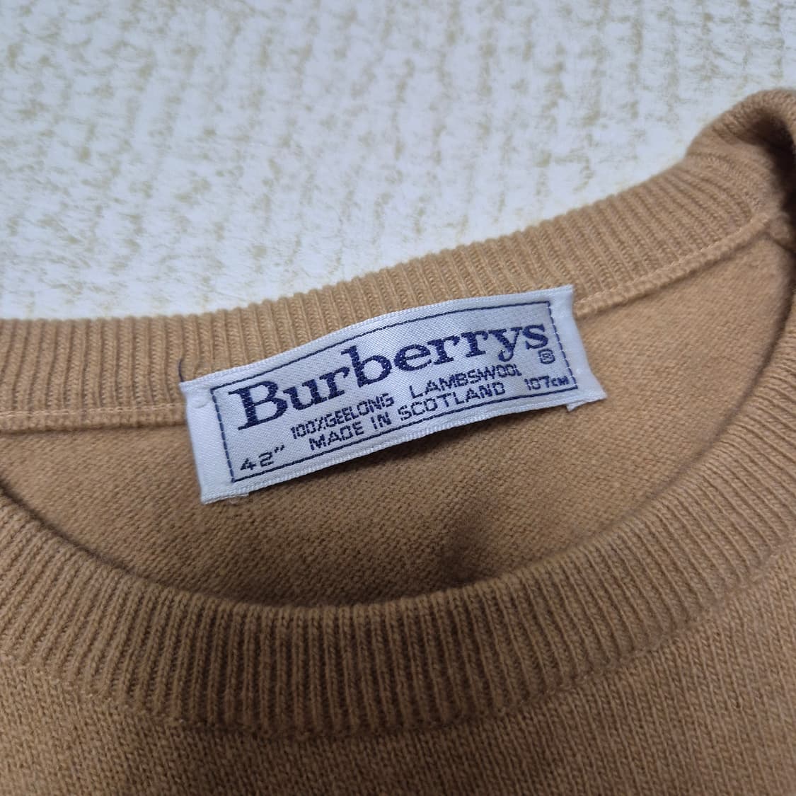 [올드명품🔥] 버버리 캐시미어 반팔 니트 상품이미지3