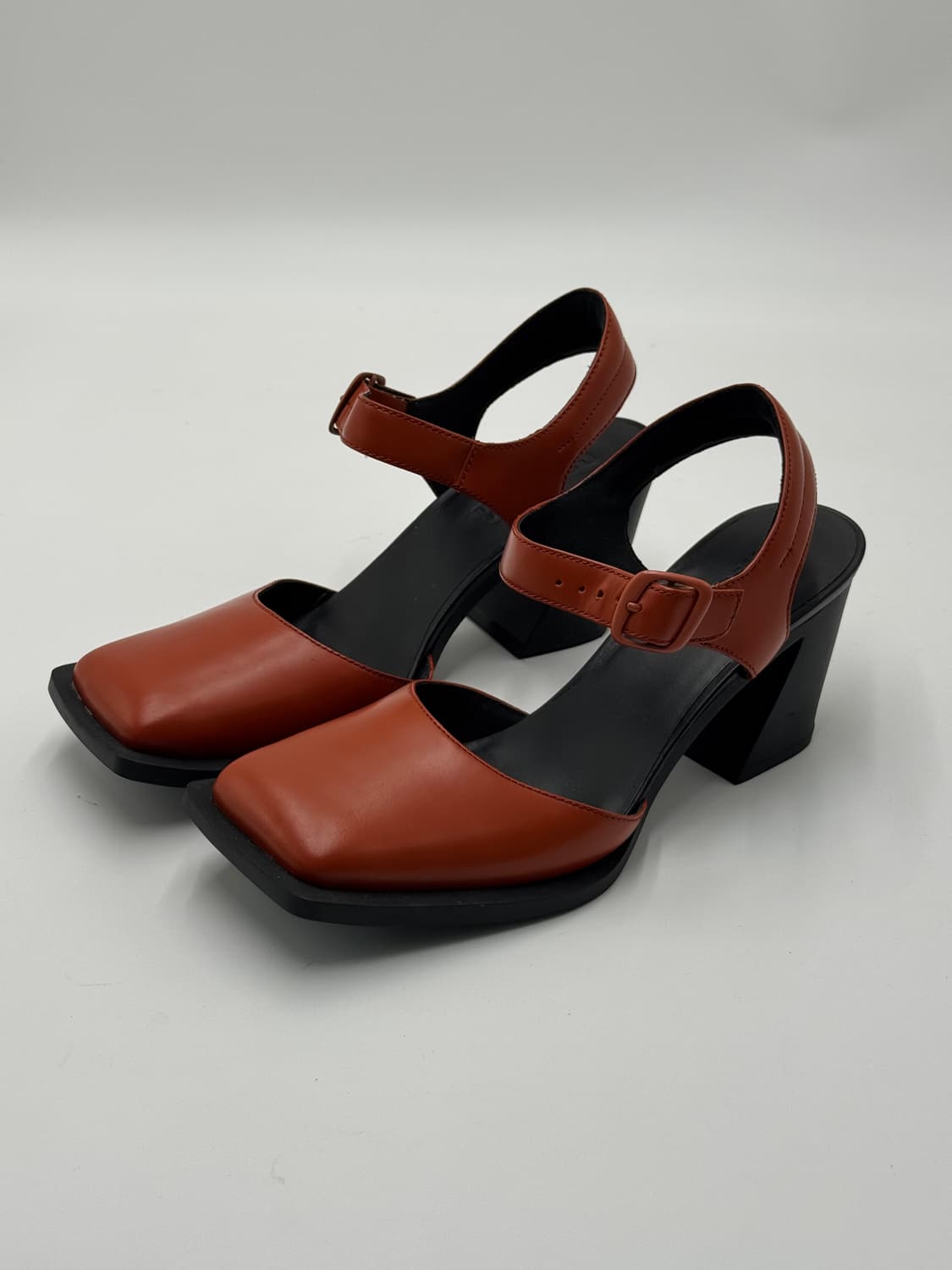 캠퍼 카롤레 상품이미지1