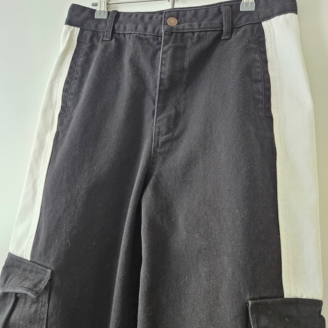 러닝하이 투톤 카고팬츠 검흰 L 상품이미지2