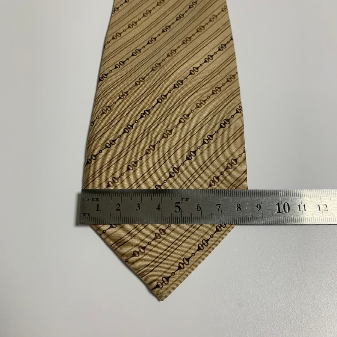 셀린느(CELINE) 빈티지 명품넥타이 결혼식룩 코디 A+등급 8.4cm 상품이미지10