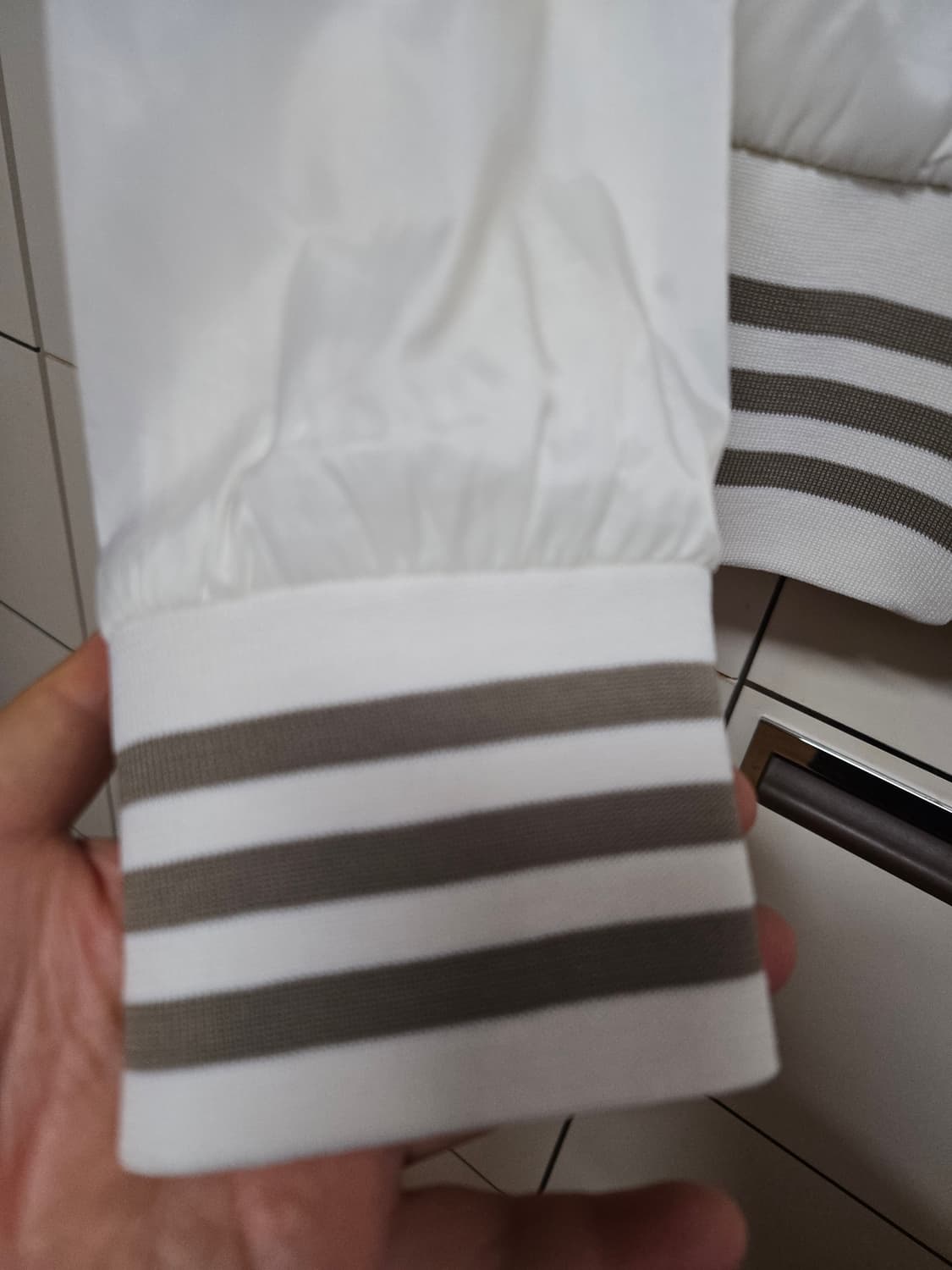 아디다스 여성 화이트 불꽃 희귀 바람막이 상품이미지5