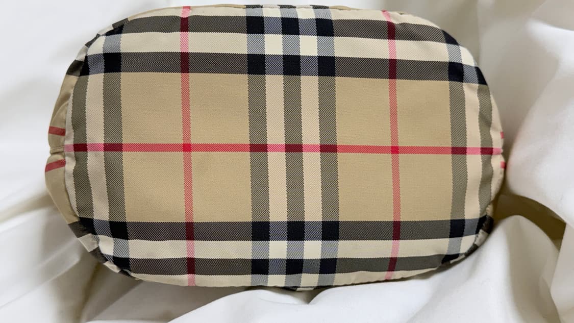 버버리 버킷백(정품) 상품이미지6