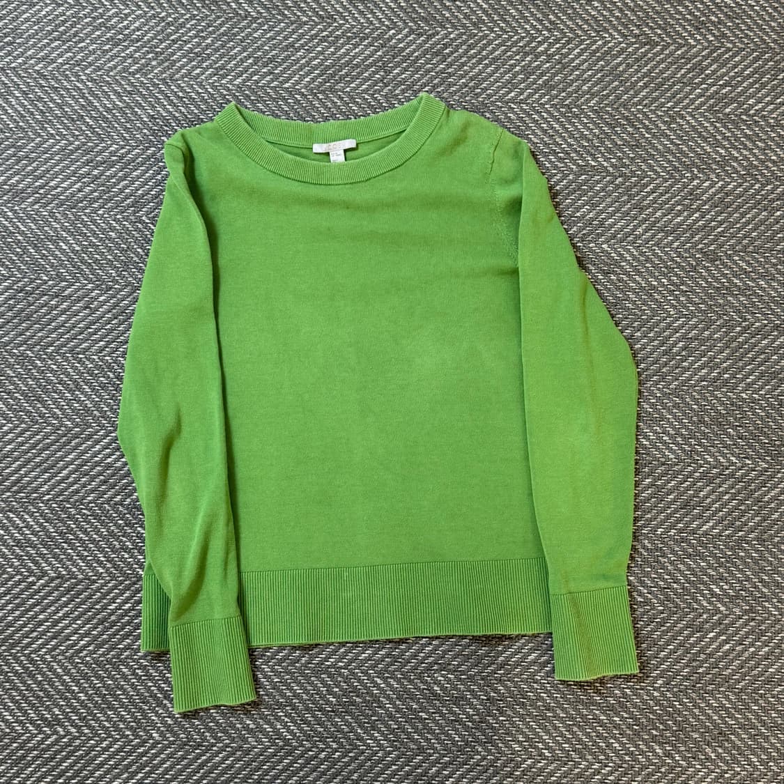 Cos 라운드넥 그린 니트 Xs (여) 상품이미지1