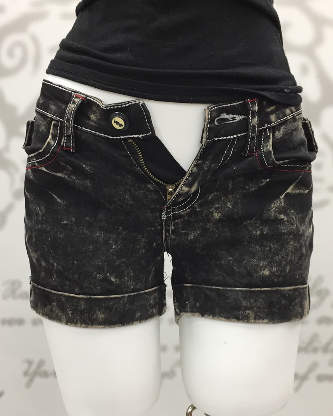 Y2K lettering shorts 상품이미지5