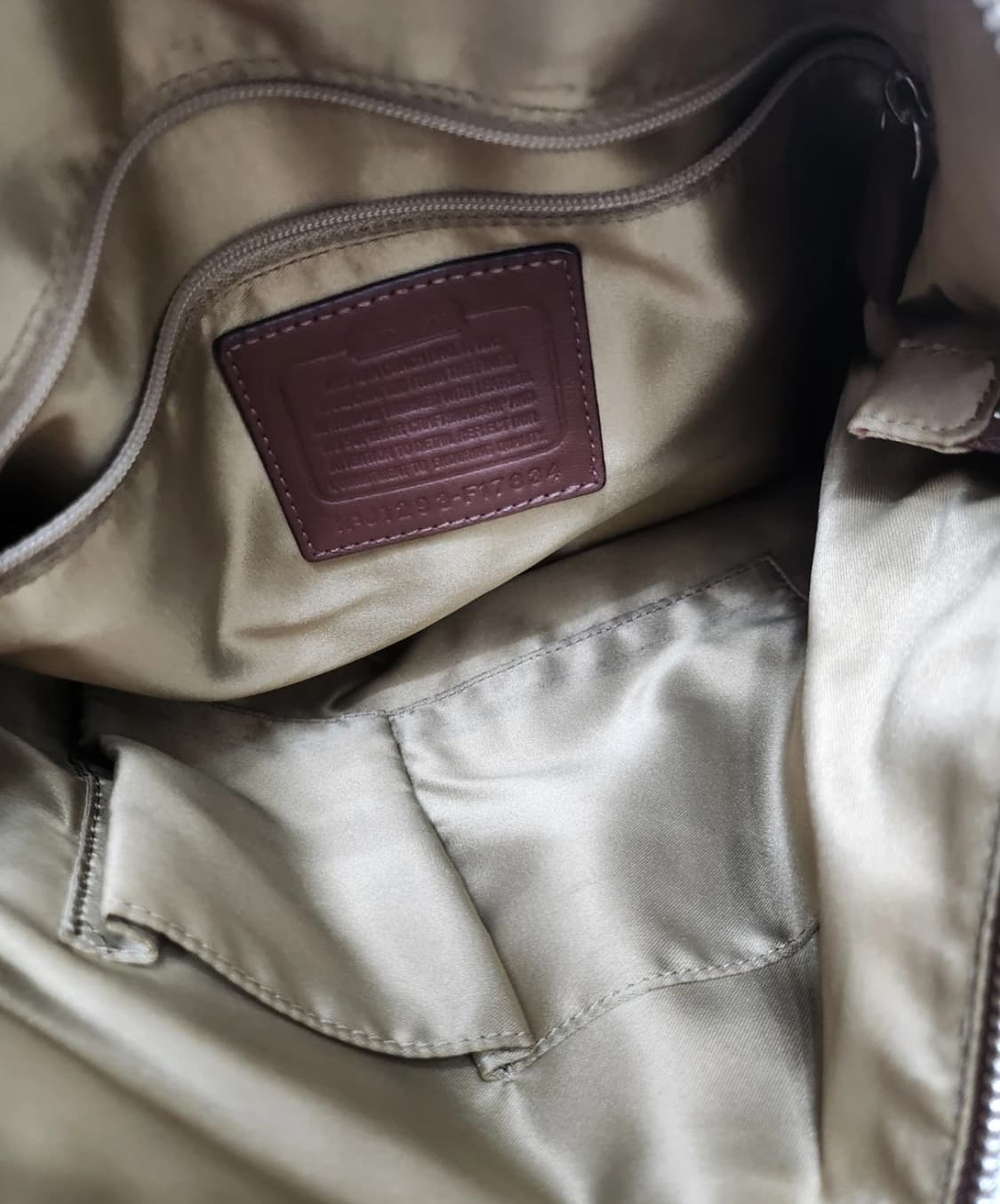 코치 첼시 시그니처 애슐린 호보백 상품이미지7