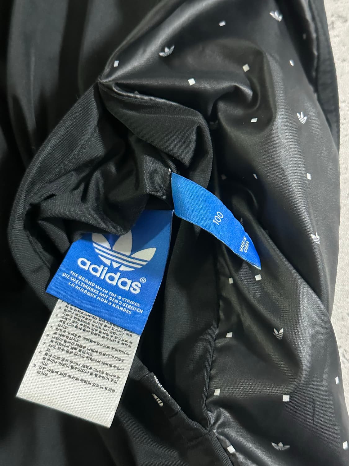 아디다스 블랙 레오파드 양면 리버시블 바람막이 상품이미지6