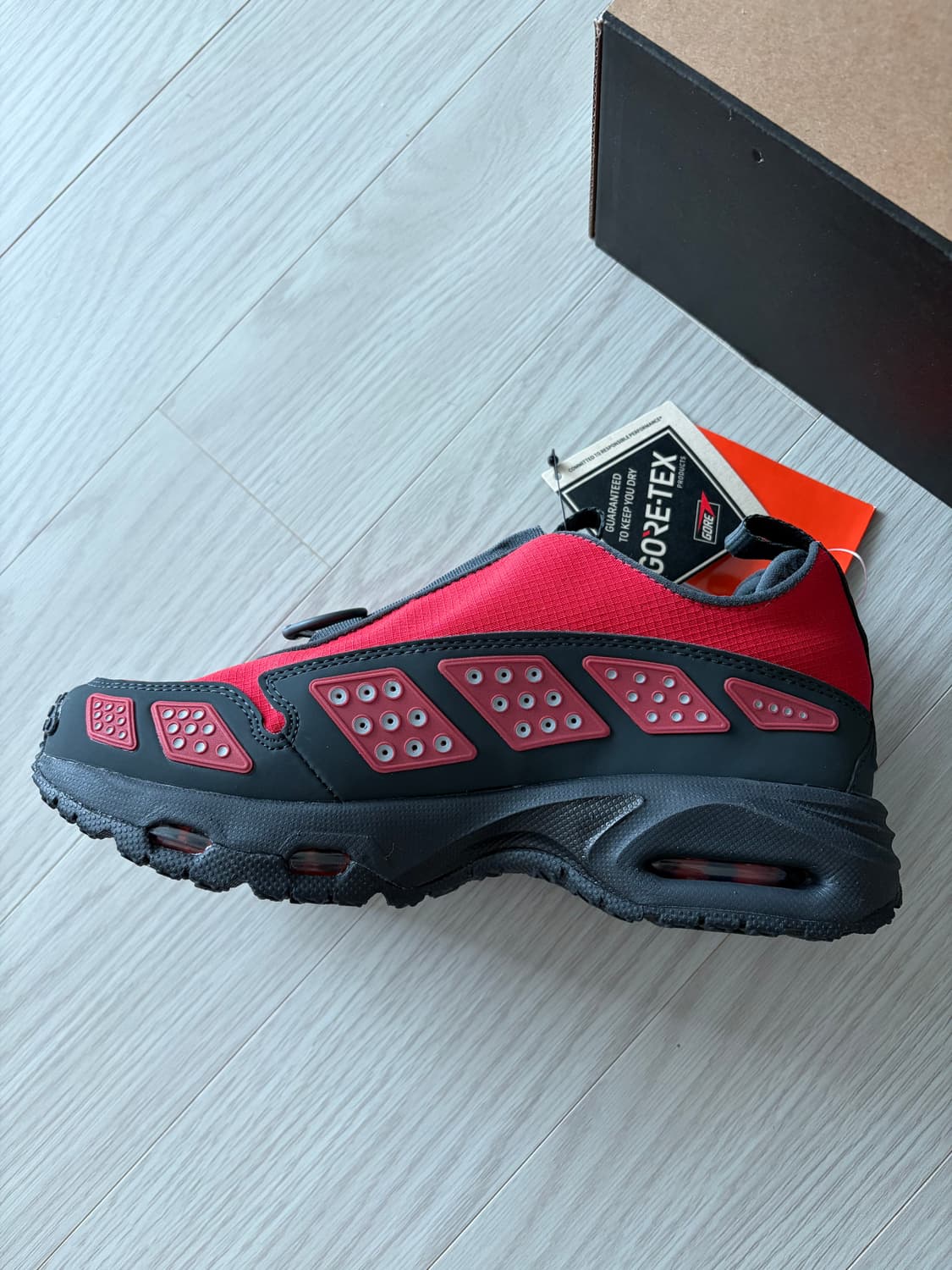 (W) 나이키 에어맥스 SNDR 고어텍스 다크 스모크 상품이미지1