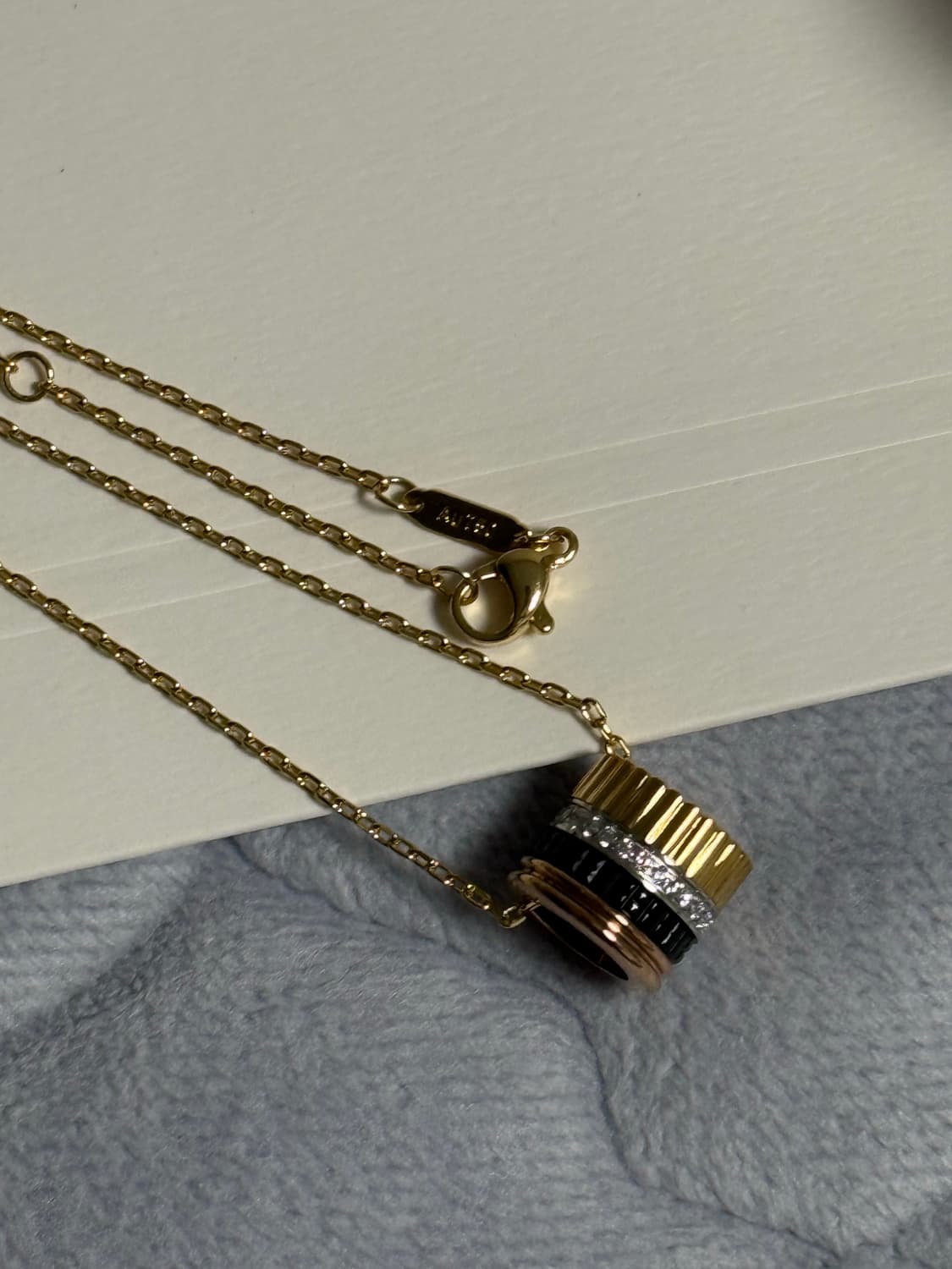 부쉐론 콰트로 목걸이 상품이미지2